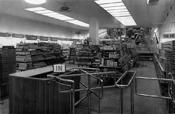 Sveriges första självbetjäningsbutik 1941.