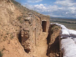 Окопи от Гражданската война в Кастехон дел Пуенте, Сомонтано де Барбастро, Арагон.