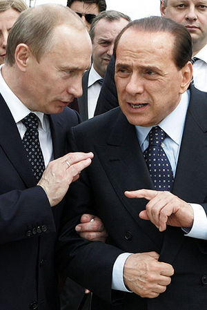 English: SARDINIA. With Silvio Berlusconi. Рус...