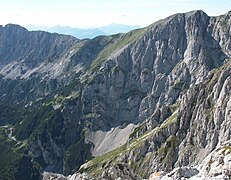 Wiesberg (links) und Kopfkraxn (rechts) von Süden