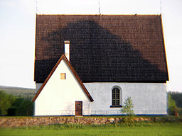 Överlännäs kyrka i juni 2006