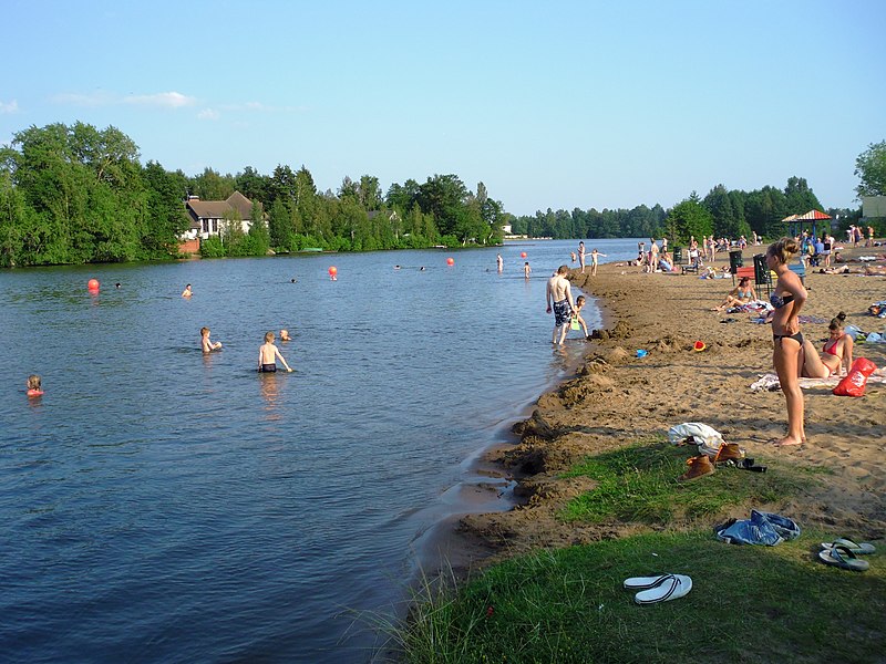 Пляж в Сетрорецке