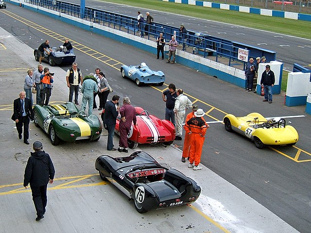 File1950s sports cars Donington presentationjpg