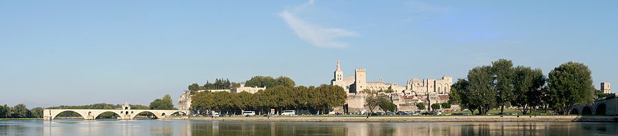 900px-Avignon_Panorama.jpg