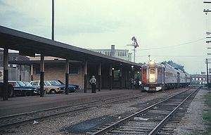 Black Hawk at Rockford station, July 1975.jpg