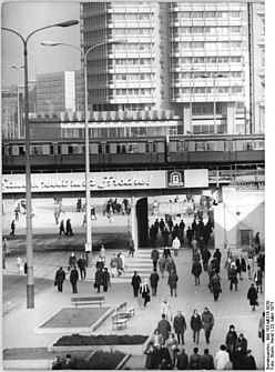 1973年3月23日时的柏林城市铁路东柏林段。