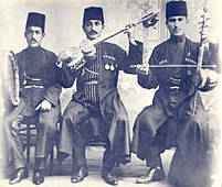 Ансамбль Ислама Абдуллаева. 1912 год. Баку. Слева направо: Ислам Абдуллаев, Ширин Сальянский, Левон Гараханов