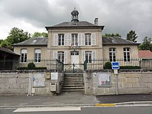 Ang Town Hall of Laversine