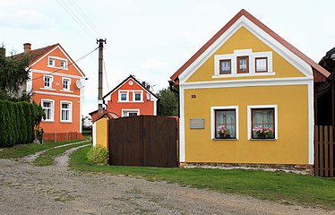Maisons à Lisov.