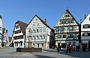 Nördliche Flanke des Marktplatzes mit Marktbrunnen