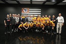 Equipe sendo recebida pelo governador João Doria, de São Paulo, após a conquista do tricampeonato mundial de futsal.