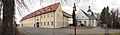 Einzeldenkmal der Sachgesamtheit Schlossberg Planitz: Schloss (später Rathaus und Gymnasium) sowie Reste der Einfriedungsmauer im Westen der Schlossanlage