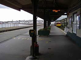 Ryde Pier Head Station, IW, UK.jpg