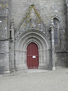 Porte de la costale sud du chœur.