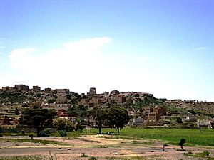 View of Luluwah from the Sanaa-Hudaydah road