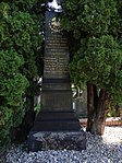 Slezská Ostrava - hrob a pomník zastřelených havířů (stávka 1894) na hřbitově (2).jpg