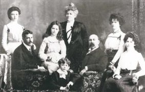 Mabel Fortune Driscoll and her family