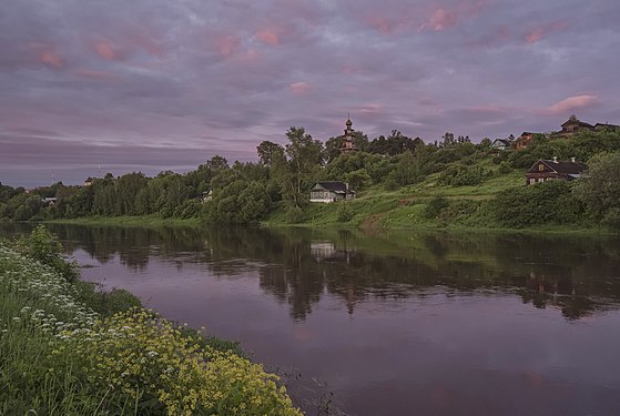 148. Река Тверца и Церковь Вознесения, Торжок, Тверская область Автор — Фото Алексей Романов