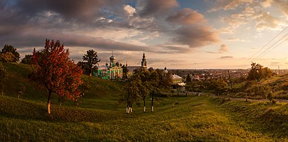 Mosteiro de São Nicolau, em Mukacheve, região da Transcarpátia, Ucrânia. (definição 8 089 × 4 000)