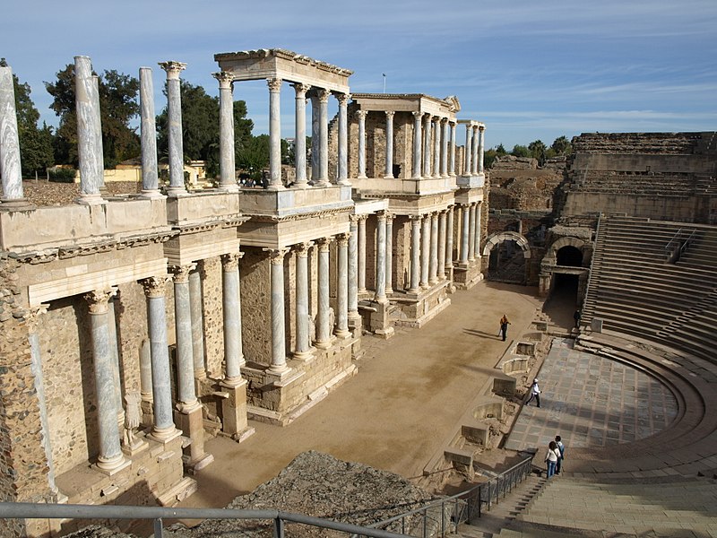 Archivo:. 02.Teatro Romano (49) JPG