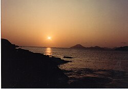 A beach in Asia, Cañete