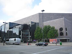 O arénu Bradley Center se Admirals dělí s basketbalisty týmu Milwaukee Bucks