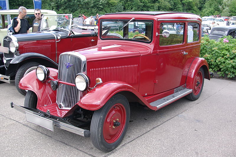 1932 was the year of a new generation this time with four seats Hanomag 4