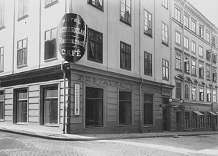 Hotell Östergötland vid Salviigränd cirka 1900..
