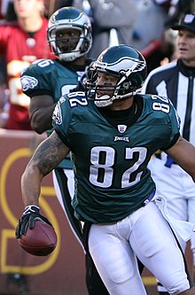 Smith in a 2006 game against the Washington Redskins. LJ Smith.jpg