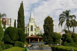 Katholieke kerk Nossa Senhora da Medalha Milagrosa in het centrum van Monte Sião