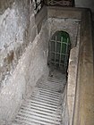Escalier menant à la grotte de saint Joseph.