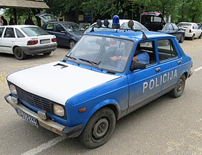 Скала полицијско возило