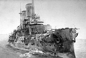 Загибель російського пре-дредноута «Слава» після морського бою біля Моонзундського архіпелагу. 17 жовтня 1917