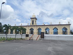 Sultan Mahmud Mangkat Di Julang Mausoleum.JPG