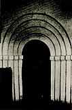Romański portal zachodni (1931)