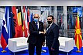 Janša in Zoran Zaev na srečanju zveze NATO (junij 2021)