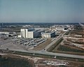 Manned Spacecraft Operations Building krátko pred dokončením, 9. november 1964