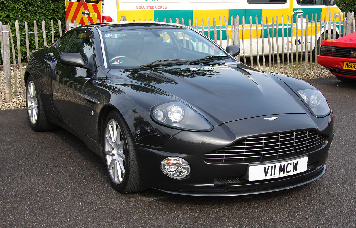 File:Aston Martin V12 Vanquish - Flickr - exfordy.jpg