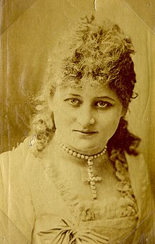 Edith M. Kingdon (1864-1921) circa 1885.jpg