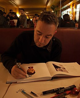 François Roca en dédicace, Café du Commerce, Paris 2012.jpg