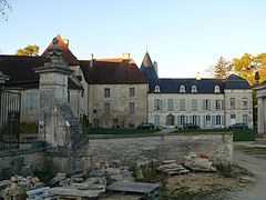 下里塞城堡（法语：Château de Ricey-Bas）