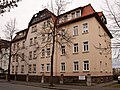 Doppelmietshaus mit Einfriedung