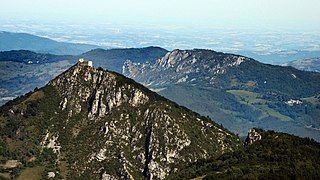 Montségur et Roquefixade à l'arrière plan