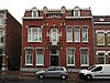 Gedeeltelijk vrijstaand art nouveau herenhuis