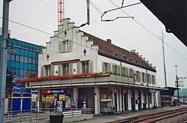 Station building in 2011