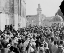 הלווית השריף עלי בן חוסיין בהר הבית בשנת 1931