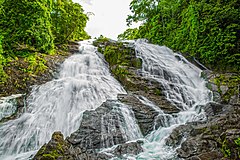 Молочный водопад Чарпа, Chalakudy.jpg