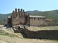 Vista del Monestir per l'entrada de la part de ponent