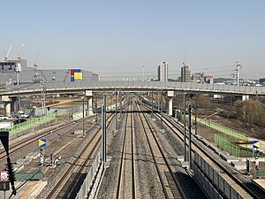 平沢芝制駅内の線路