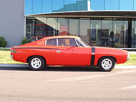 Chrysler VH Valiant Charger R-T HEMI Six-Pack.jpg